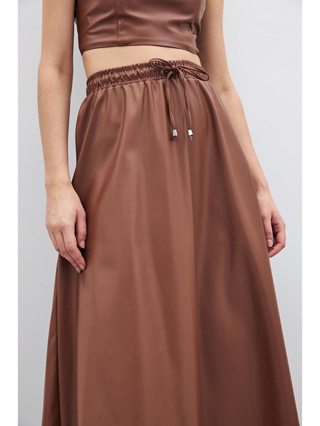 Kahverengi Bel Lastikli Deri Etek - Kahve-5