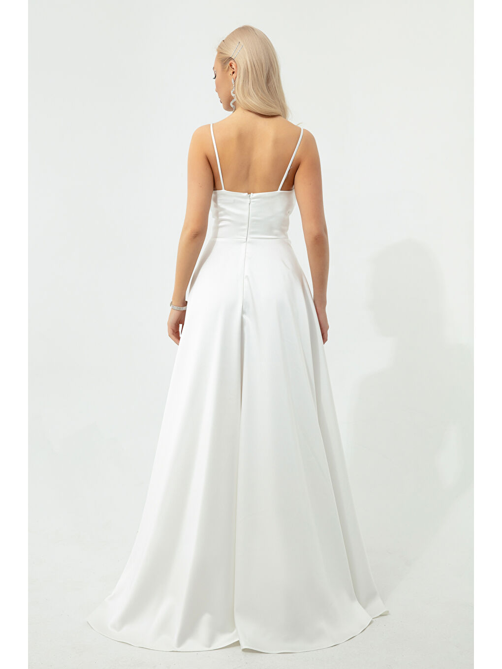 Kadın Ekru İp Askılı Bel Kemerli Saten Uzun Abiye & Mezuniyet Elbisesi-4