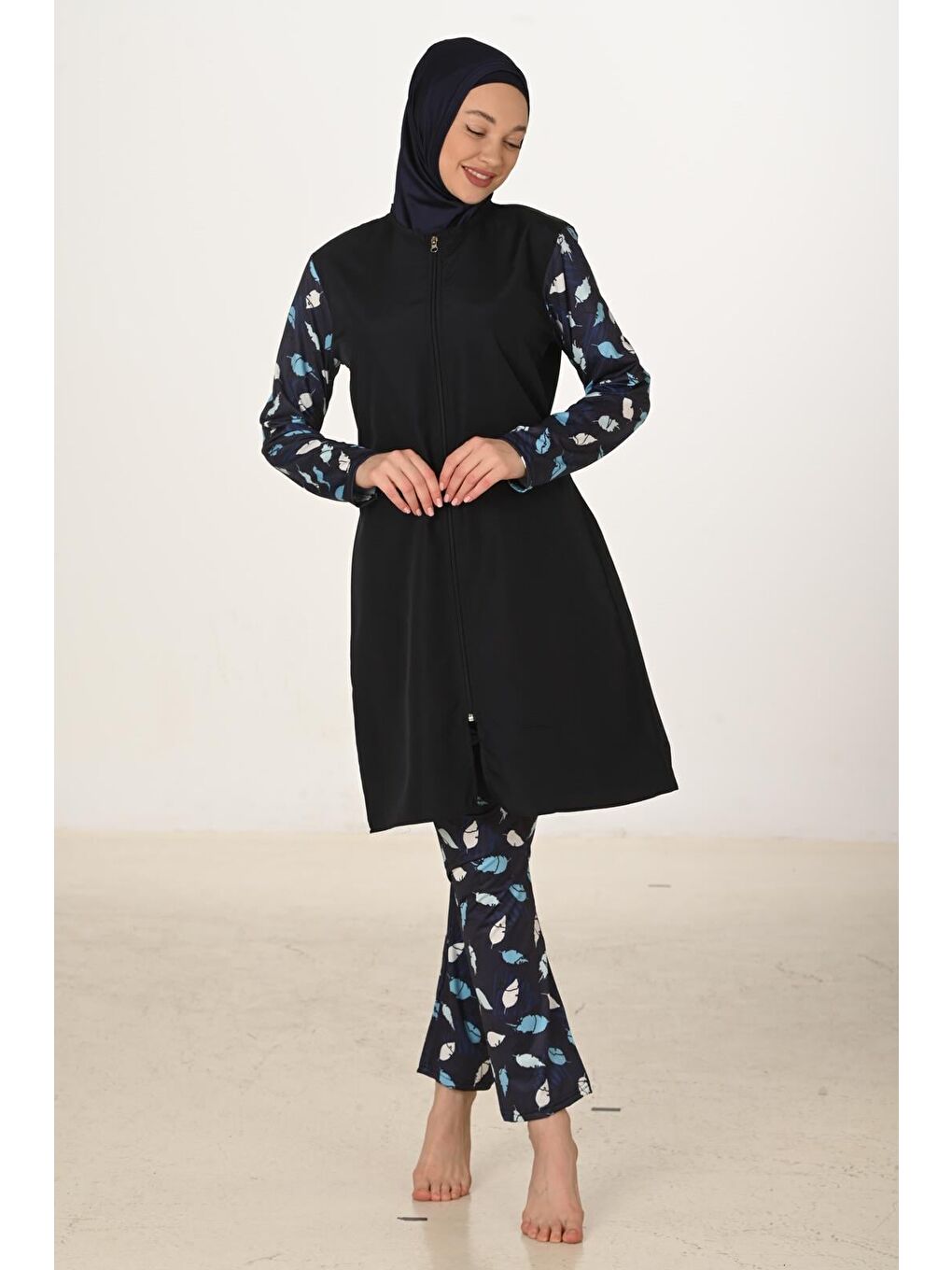 Siyah Tam Kapalı Desenli Paraşüt Kumaş Tesettür Mayo 3429