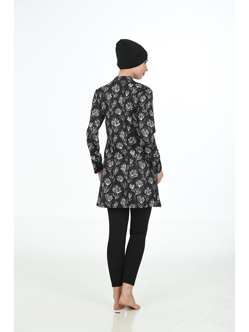 Siyah Tam Kapalı Elastanlı Tesettür Mayo 3324-6