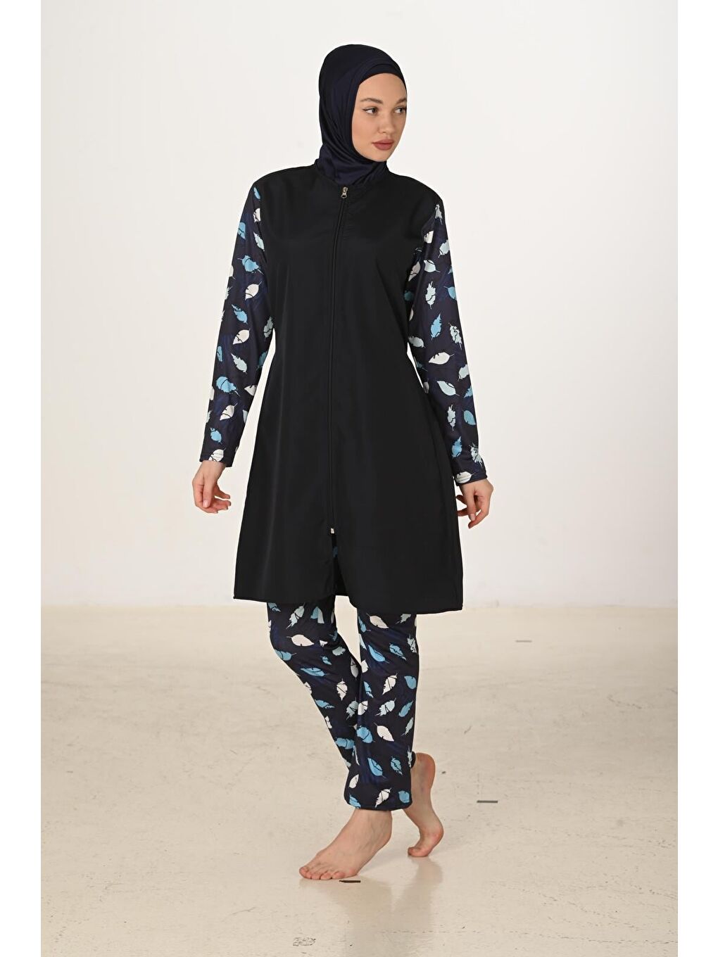 Siyah Tam Kapalı Desenli Paraşüt Kumaş Tesettür Mayo 3429-1