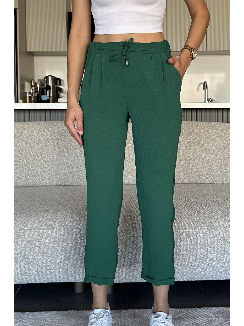 Yeşil Bel Lastikli Bağcıklı Pantolon