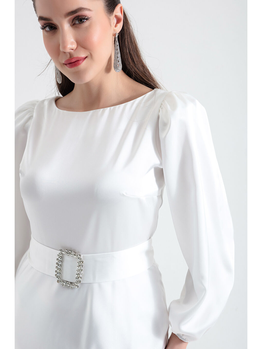 Kadın Beyaz Kemerli Midi Saten Abiye Elbise-2