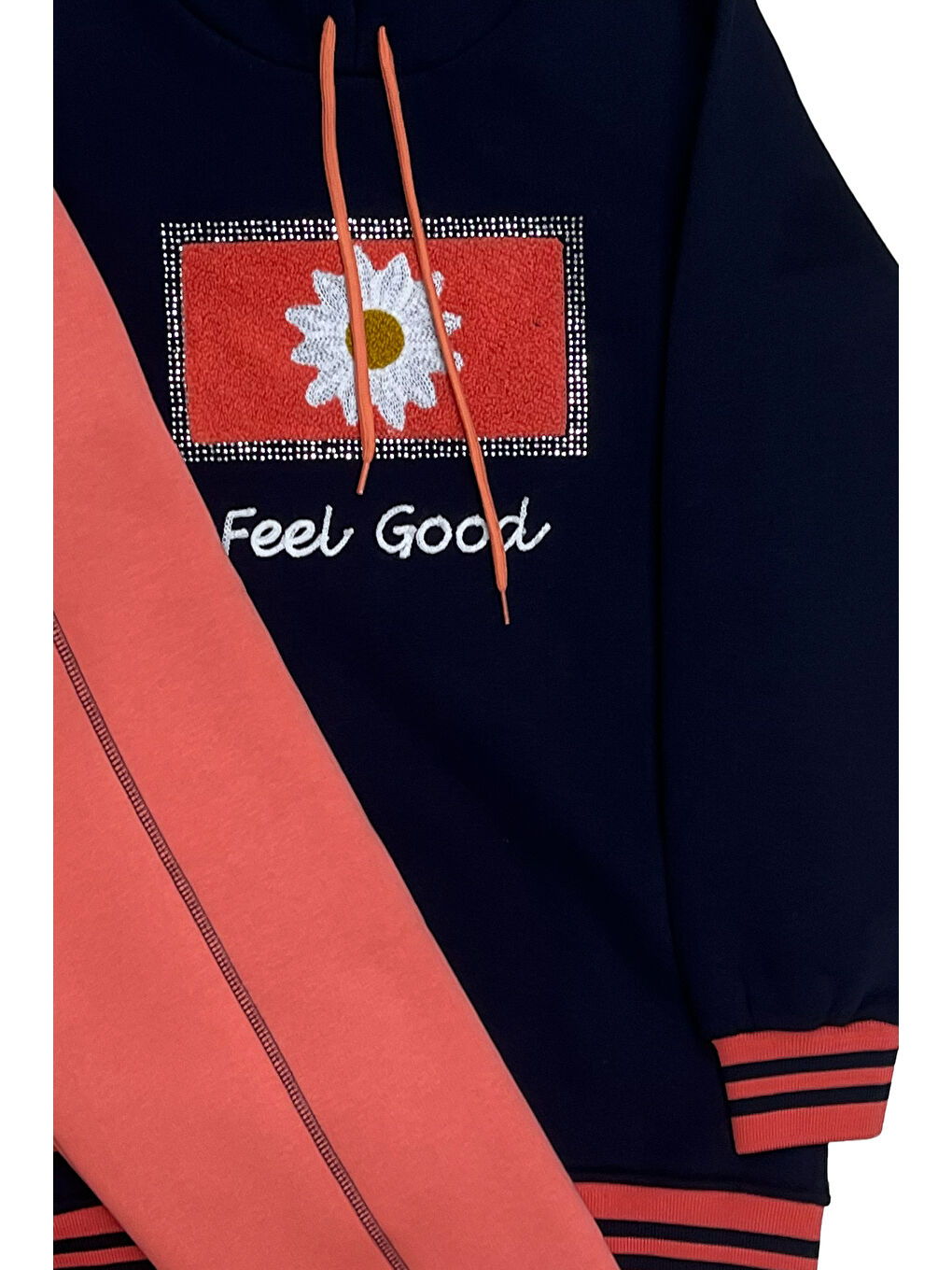 Kahverengi Kız Çocuk Kapüşonlu Papatya Nakışlı Taş Süslemeli 3 İplik Alt- Üst Takım 12323-2