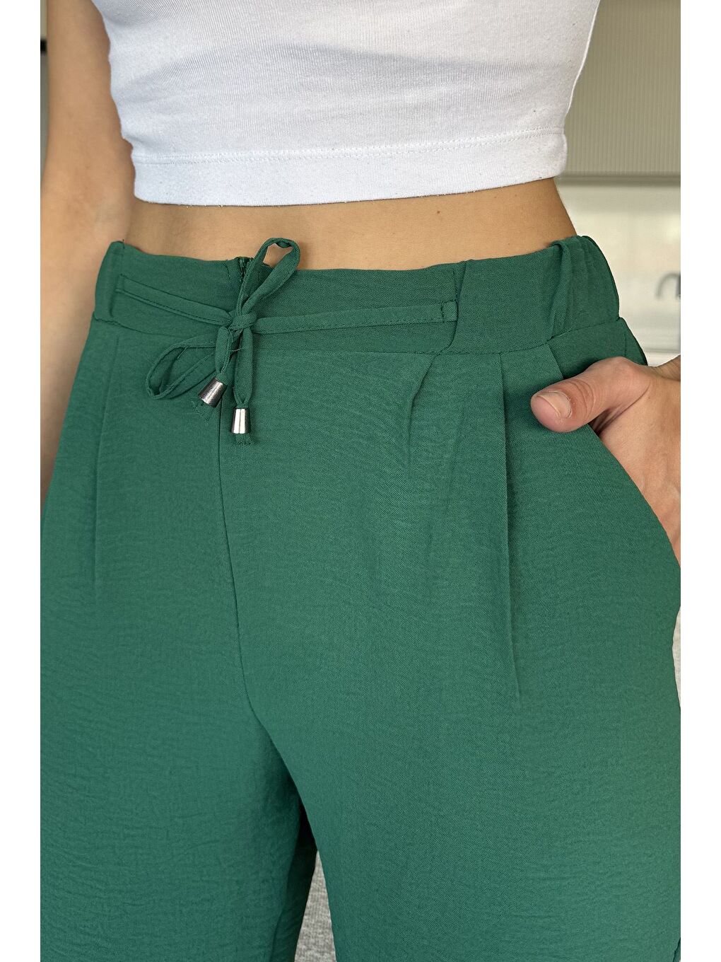 Yeşil Bel Lastikli Bağcıklı Pantolon-3