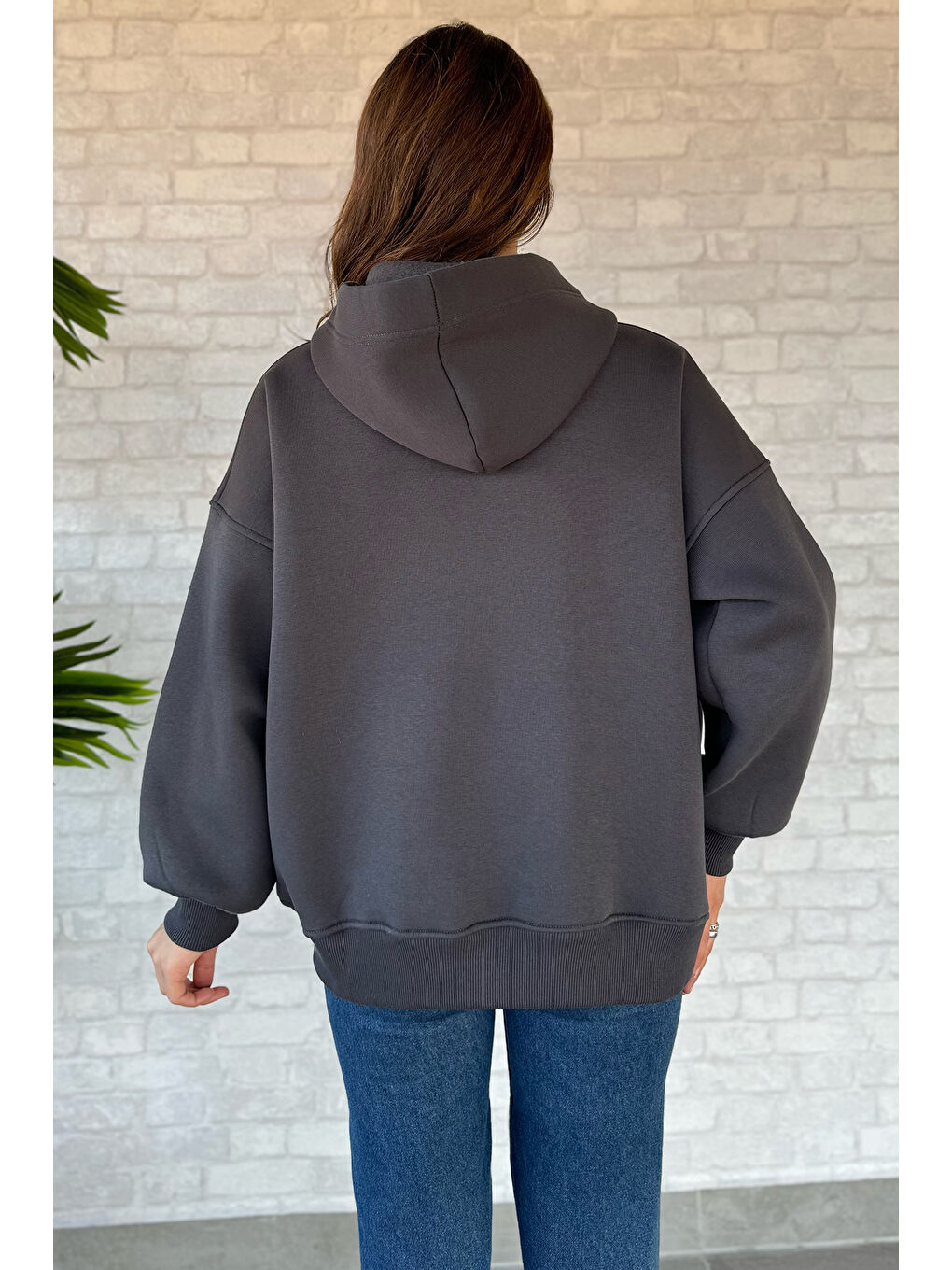 GÜLSELİ Gri Kadın Kapüşonlu Renkli Şeritli Şardonlu Sweatshirt - 2