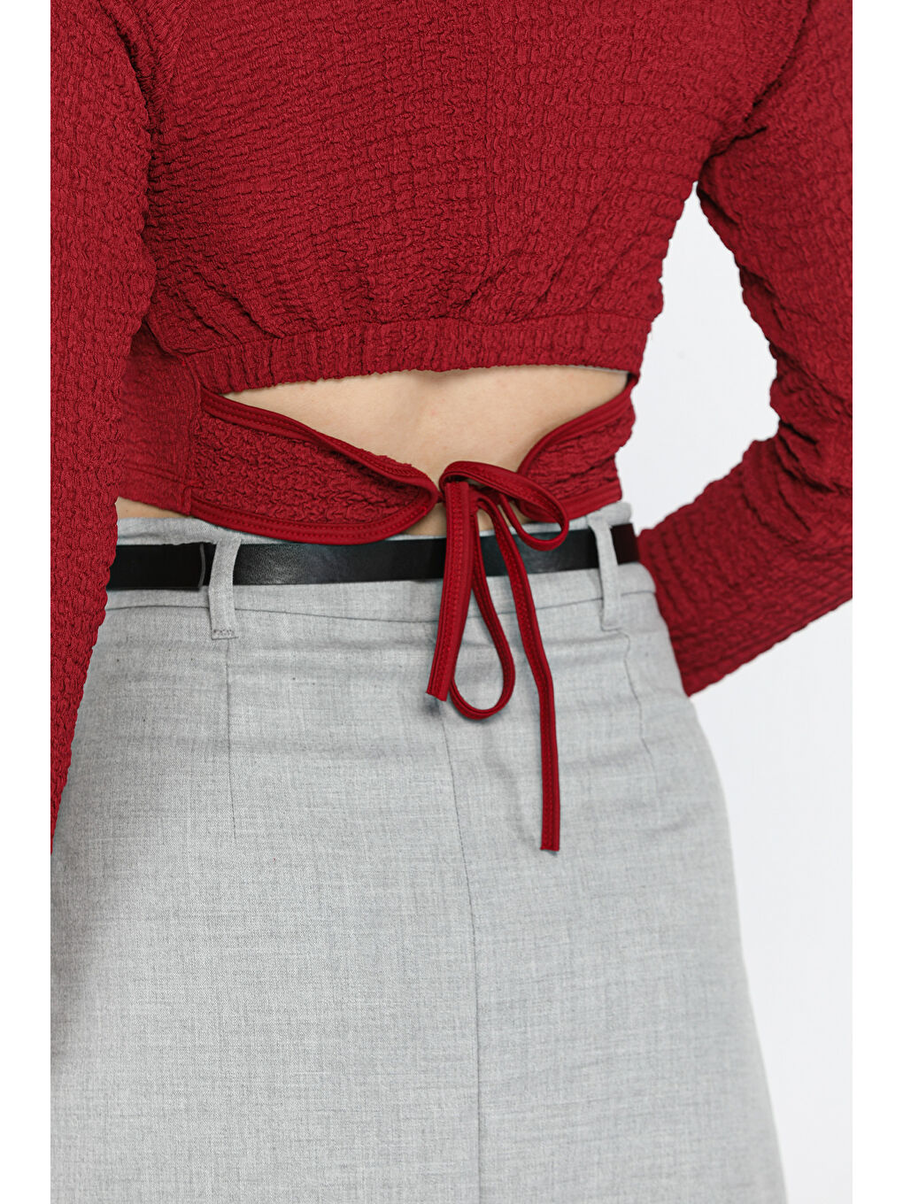 Bordo Bel Lastikli Ve Bağlamalı Kadın Kabartma Desen Crop Top Bluz-3