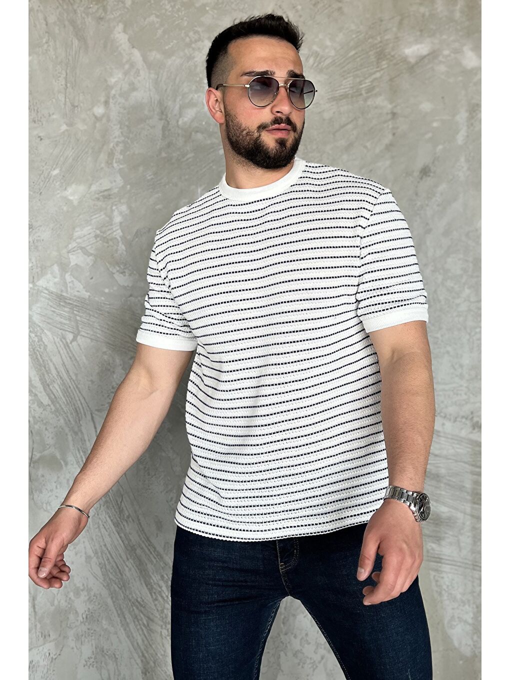 Ekru Çizgili Bisiklet Yaka Erkek Tişört