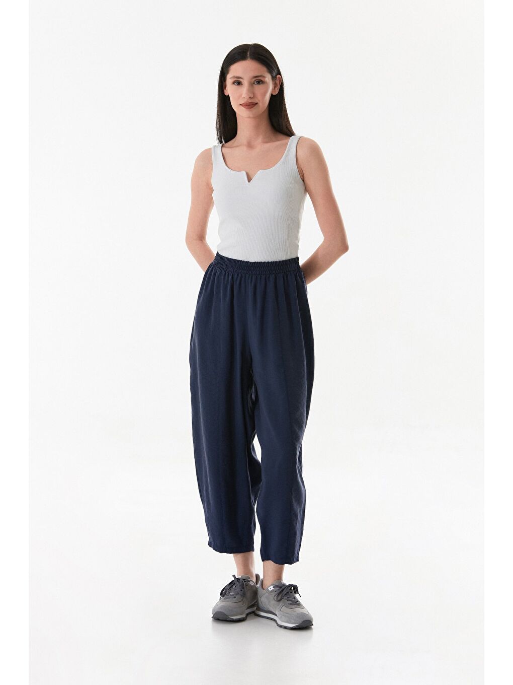 Lacivert Beli Lastikli Çimalı Ayrobin Kumaş Şalvar Pantolon-1