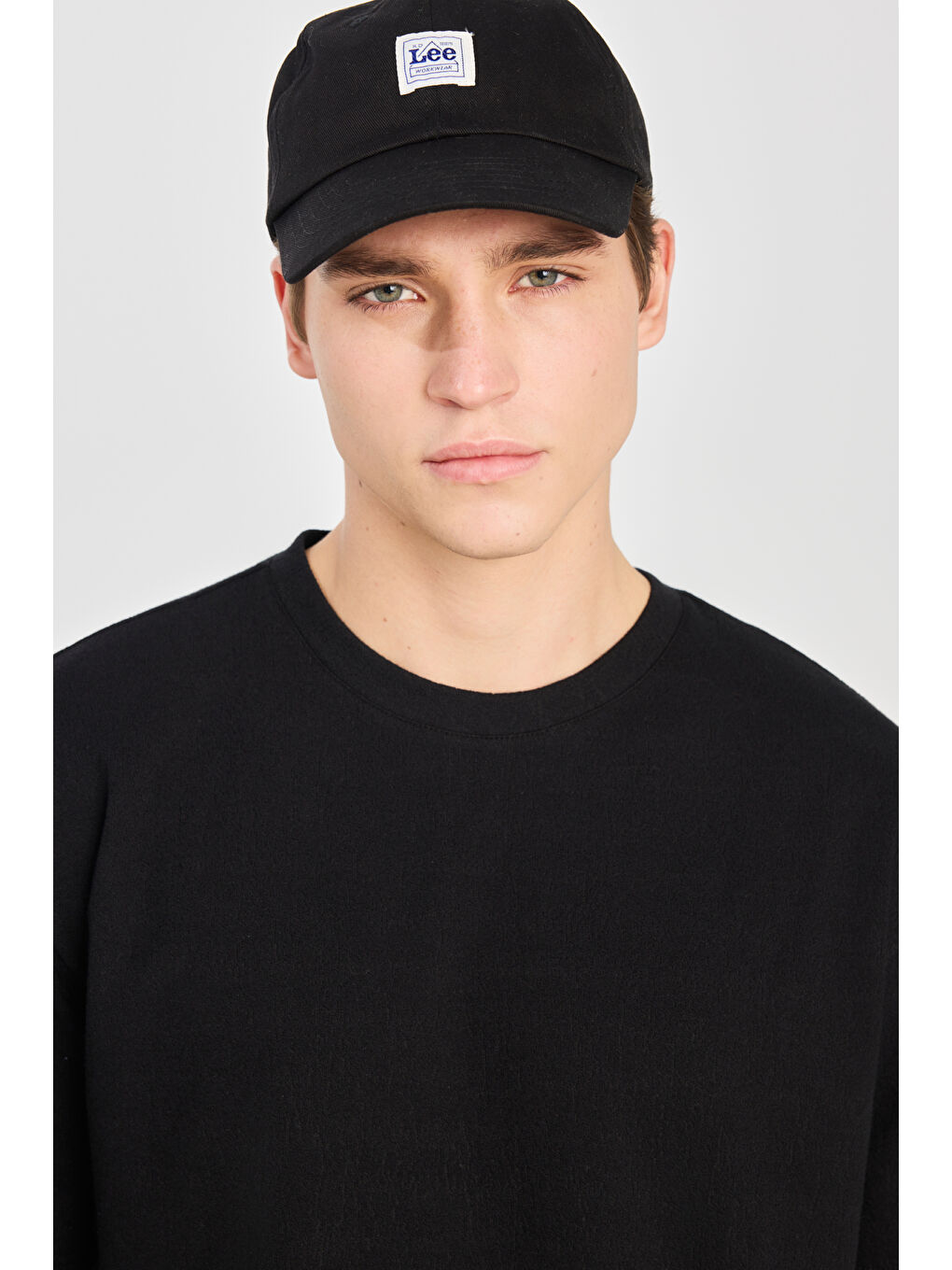 Relaxed Fit Geniş Kesim Bisiklet Yaka Pamuklu Siyah Tişört-3