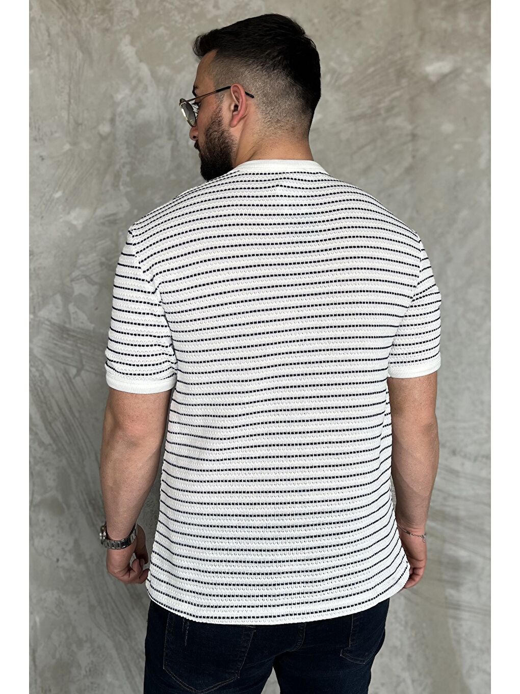 Ekru Çizgili Bisiklet Yaka Erkek Tişört-2