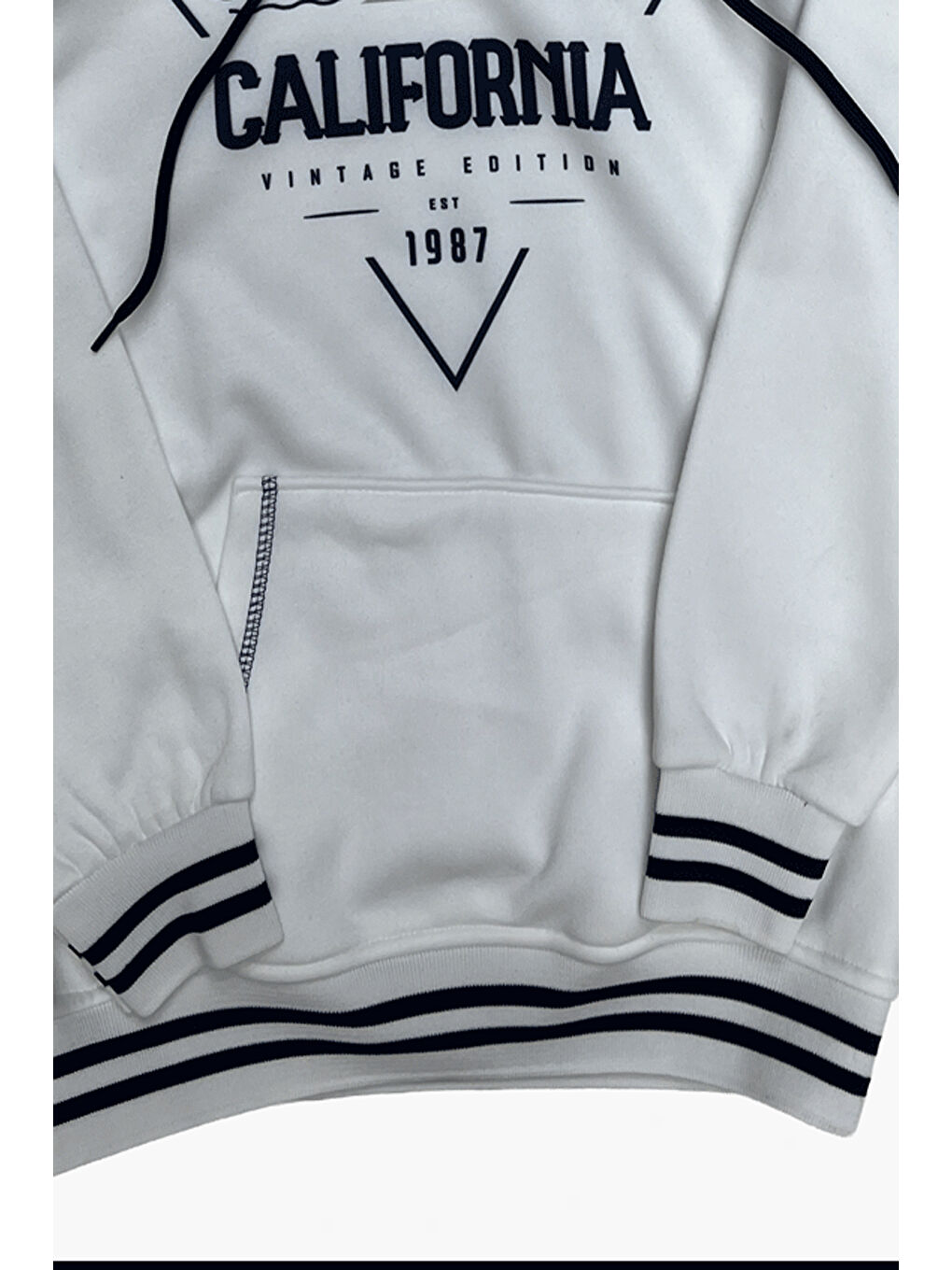 Beyaz Kız Çocuk Kapüşonlu Kanguru Cepli Ribana ve Baskı Detaylı 3 İplik Sweatshirt 12325-2