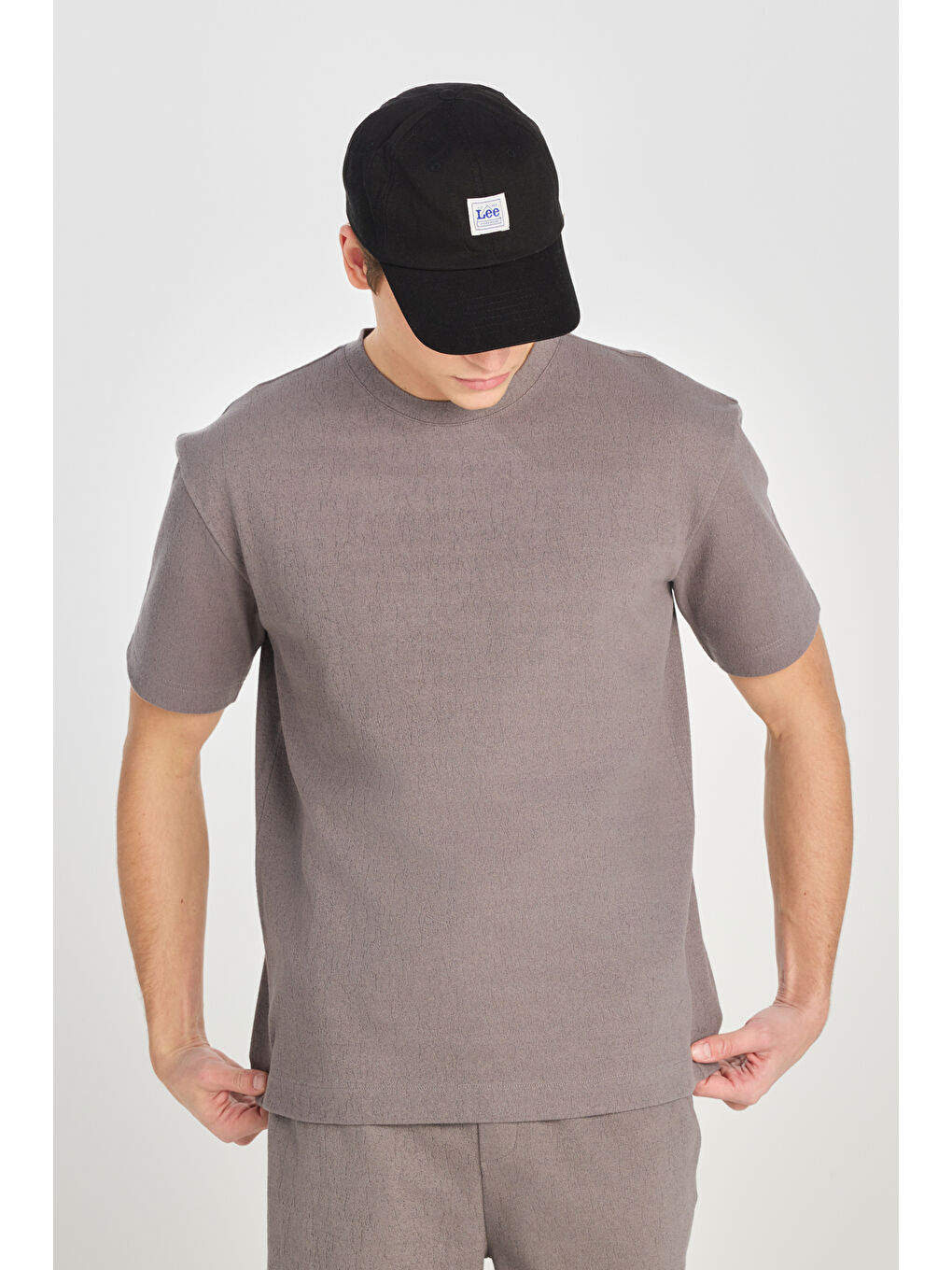 Relaxed Fit Geniş Kesim Bisiklet Yaka Gri Pamuklu Tişört-1