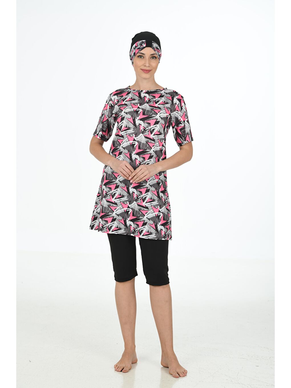 Siyah Yarım Kapalı Elastanlı Tesettür Mayo 3366-2