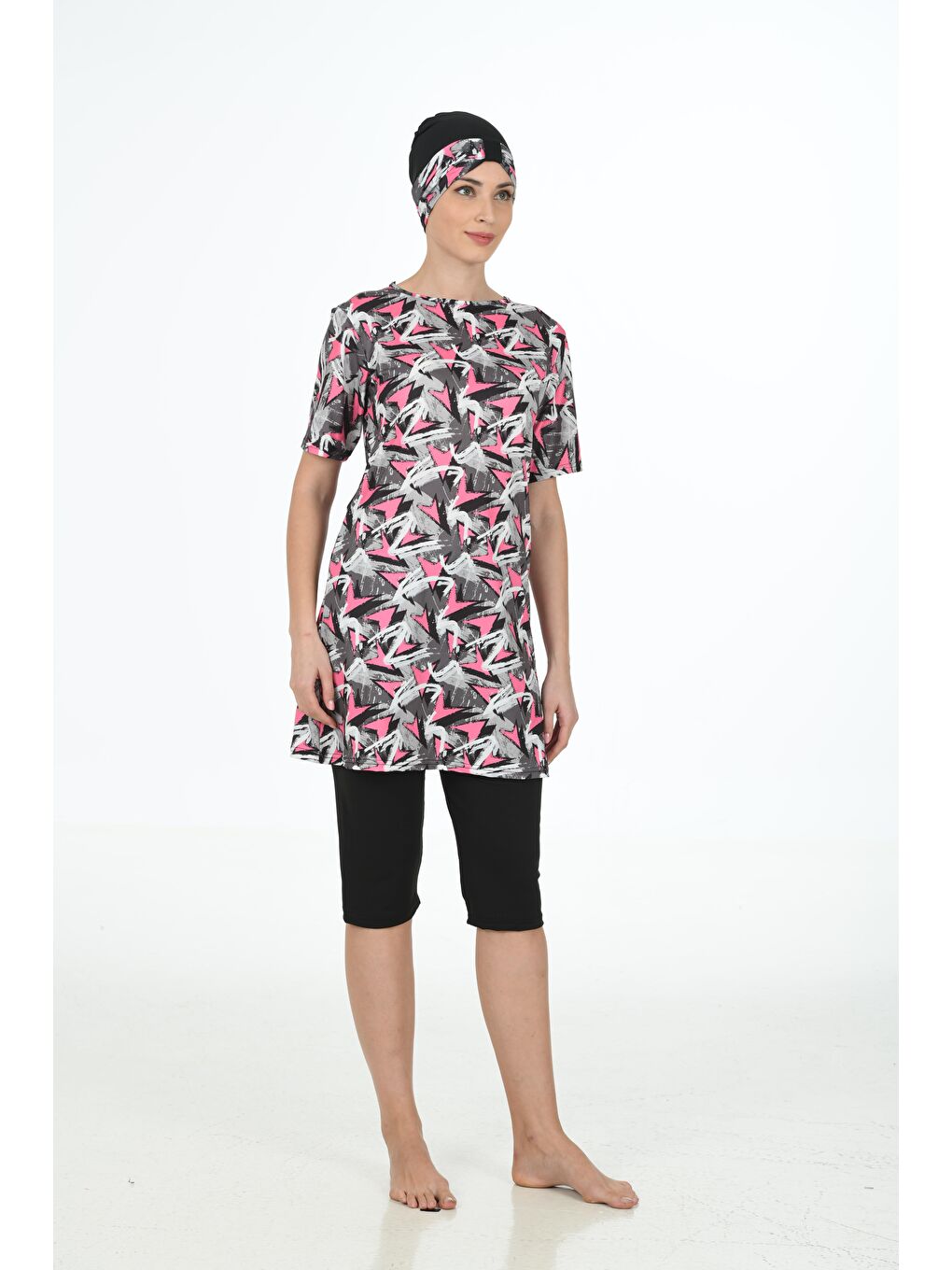 Siyah Yarım Kapalı Elastanlı Tesettür Mayo 3366-5