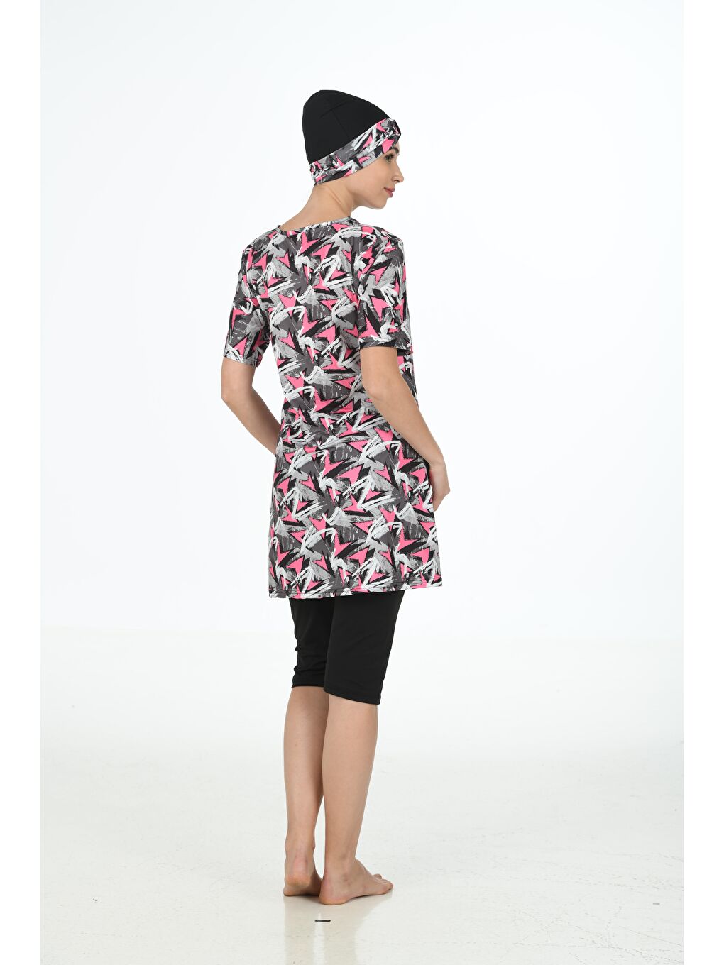 Siyah Yarım Kapalı Elastanlı Tesettür Mayo 3366-6