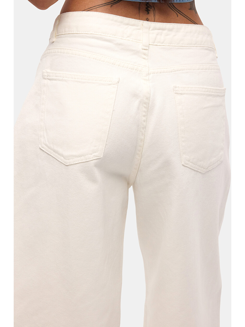 Kadın Kırık Beyaz 7s6-101 Maxi Denim Bermuda Şort-6