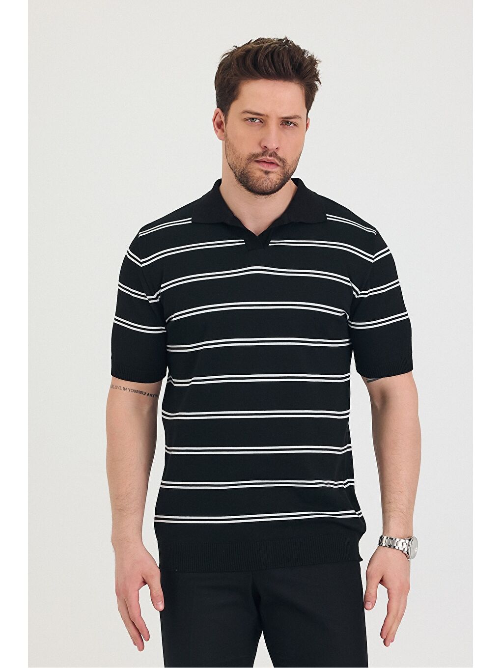 Siyah Erkek Polo Yaka Çift Çizgi Detaylı Triko T-shirt