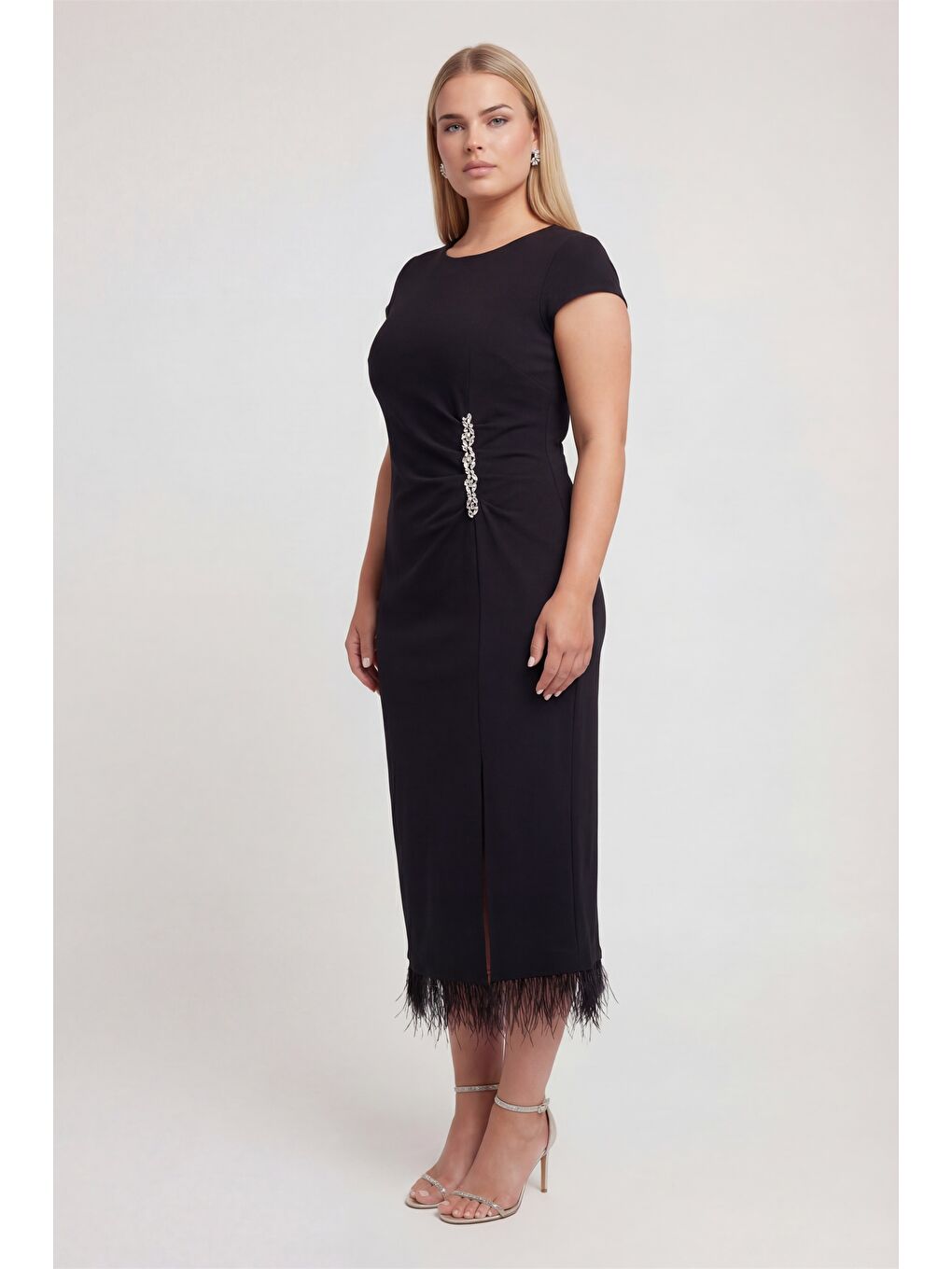 Kadın Siyah Büyük Beden Otrişli Örme Midi Abiye Elbise-2