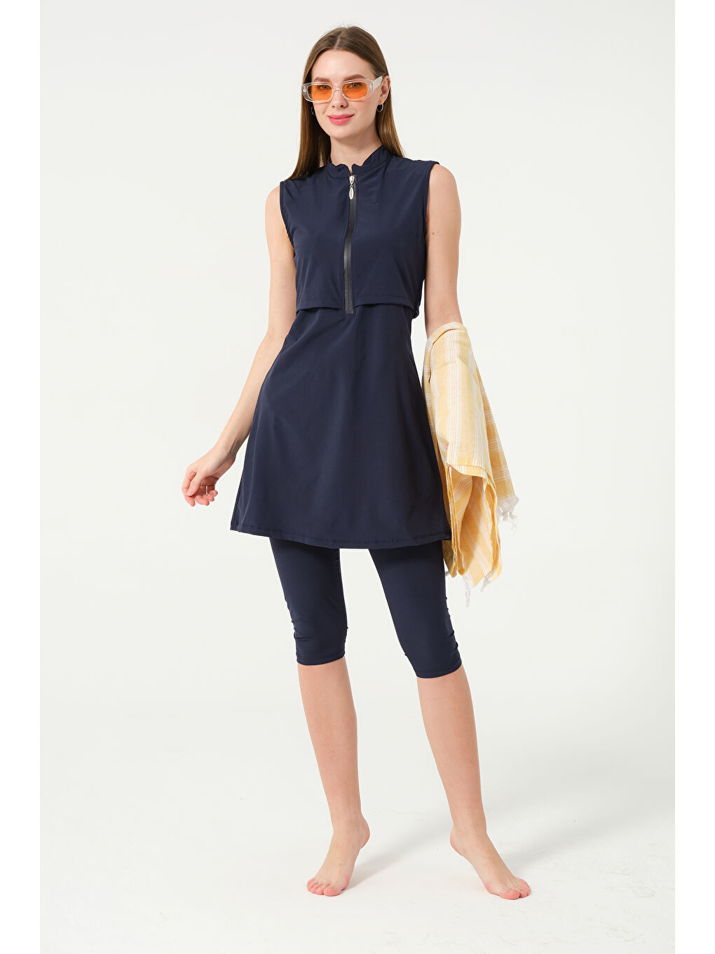 Lacivert Kadın Fermuarlı Kapalı Dik Yaka Sıfır Kol Kaprili Hızlı Kuruyan Mayo-6