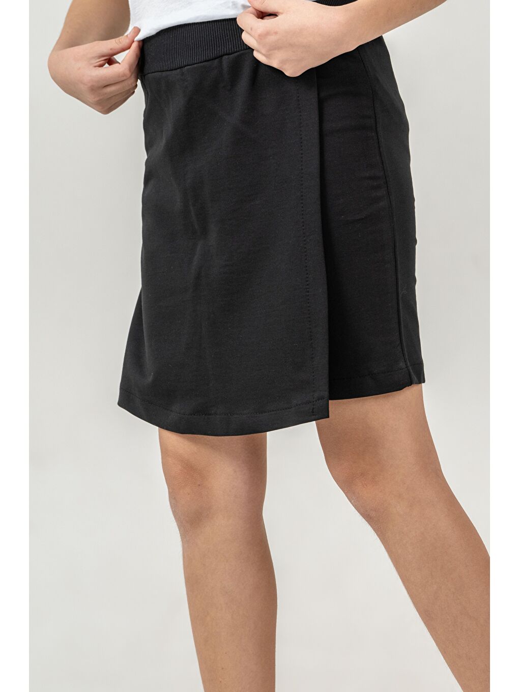 Siyah Kız Çocuk Şort Etek-2