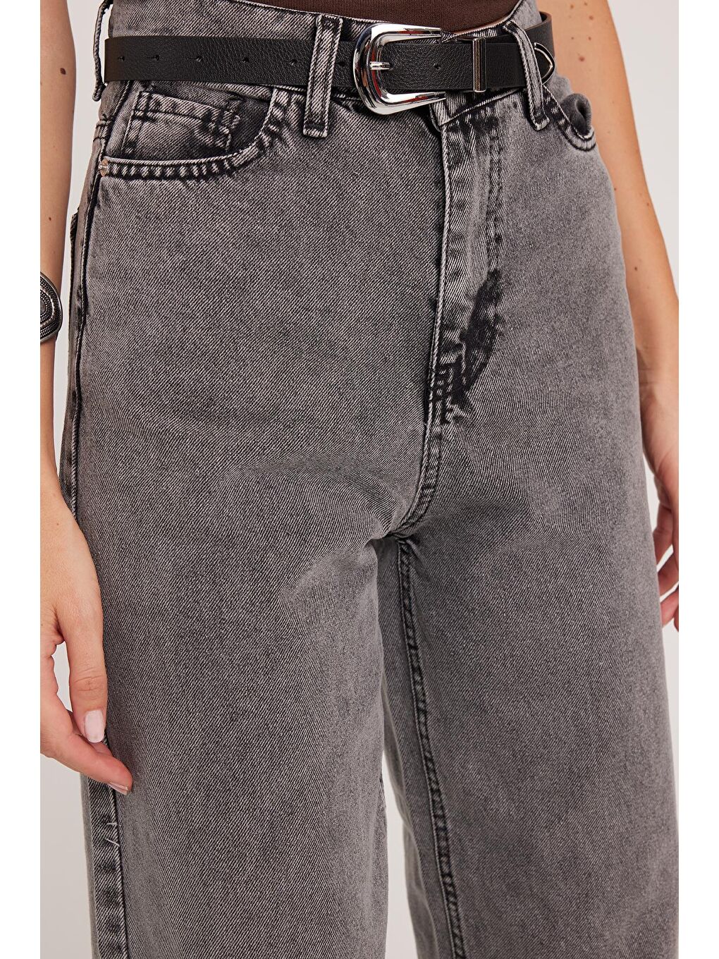 Kadın Regular Fit Klasik Kesim Baggy Pamuklu Geniş Paça Antrasit Jean Pantolon-2