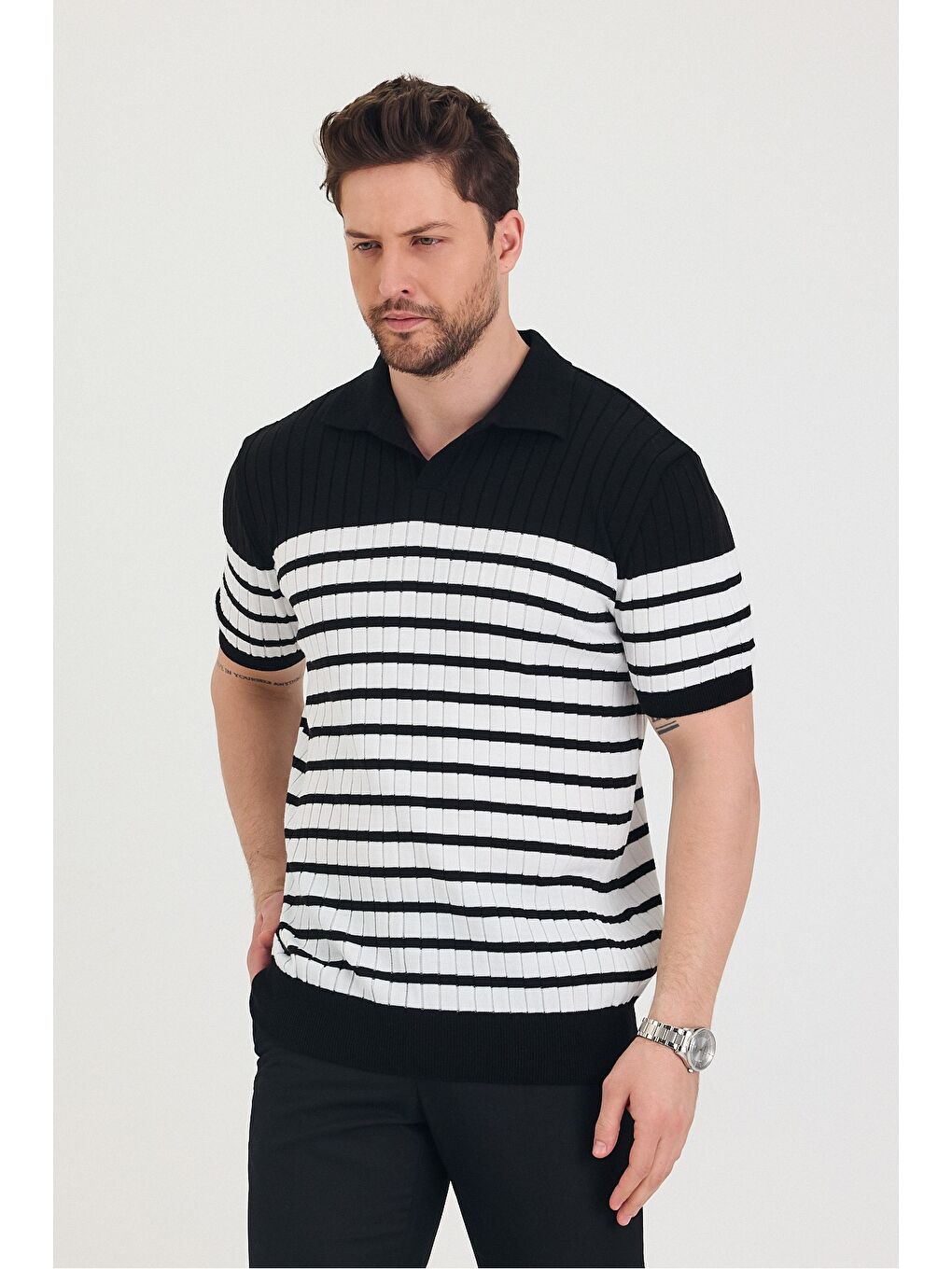 Siyah Erkek Polo Yaka Çizgi Detaylı Triko T-shirt-1
