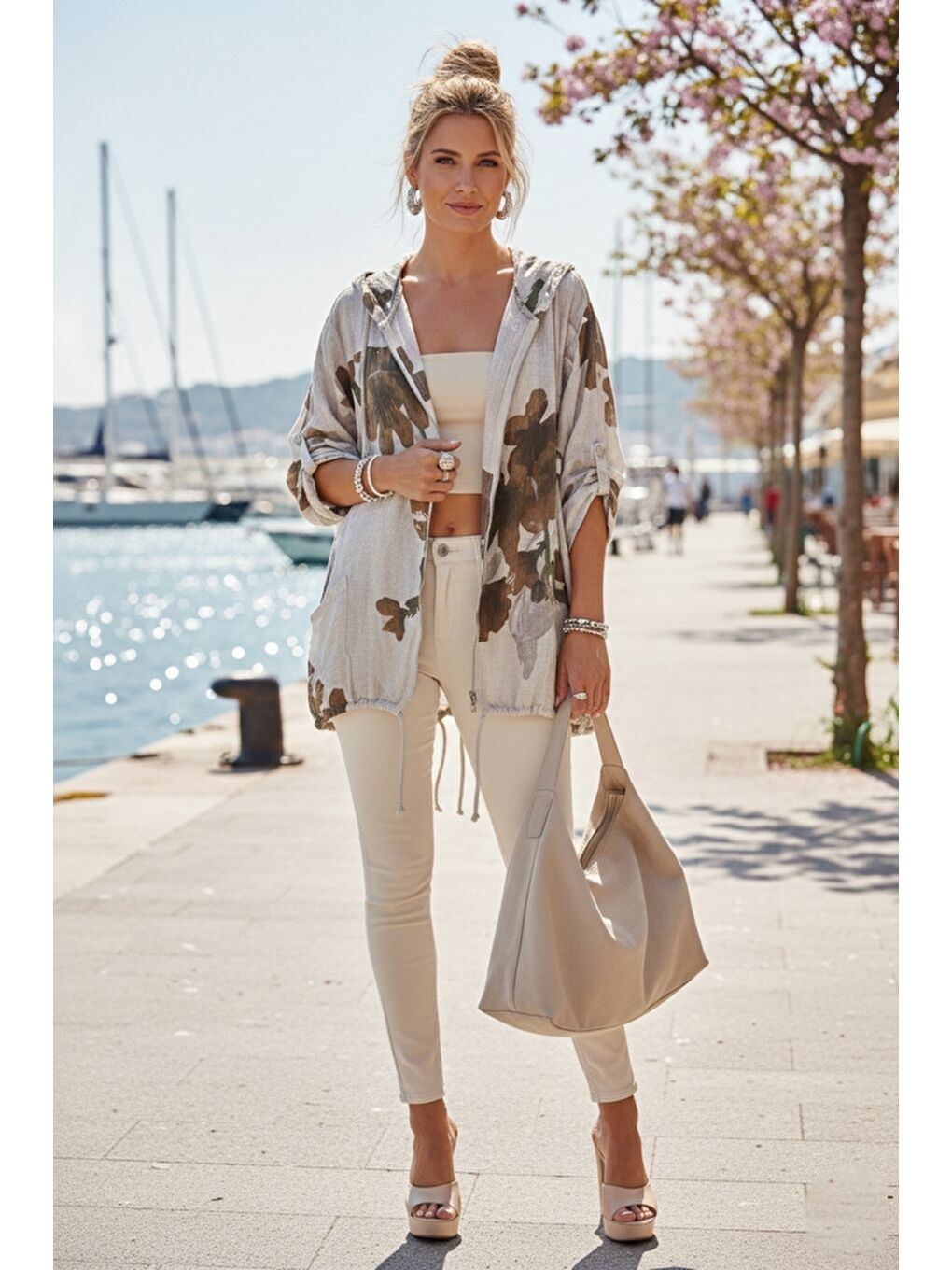 İtalyan Bej Düğmeli Uzun Kollu Cepli Kapüşonlu Fermuarlı Baskılı Regular Boy Dokuma Ceket 68 65-3