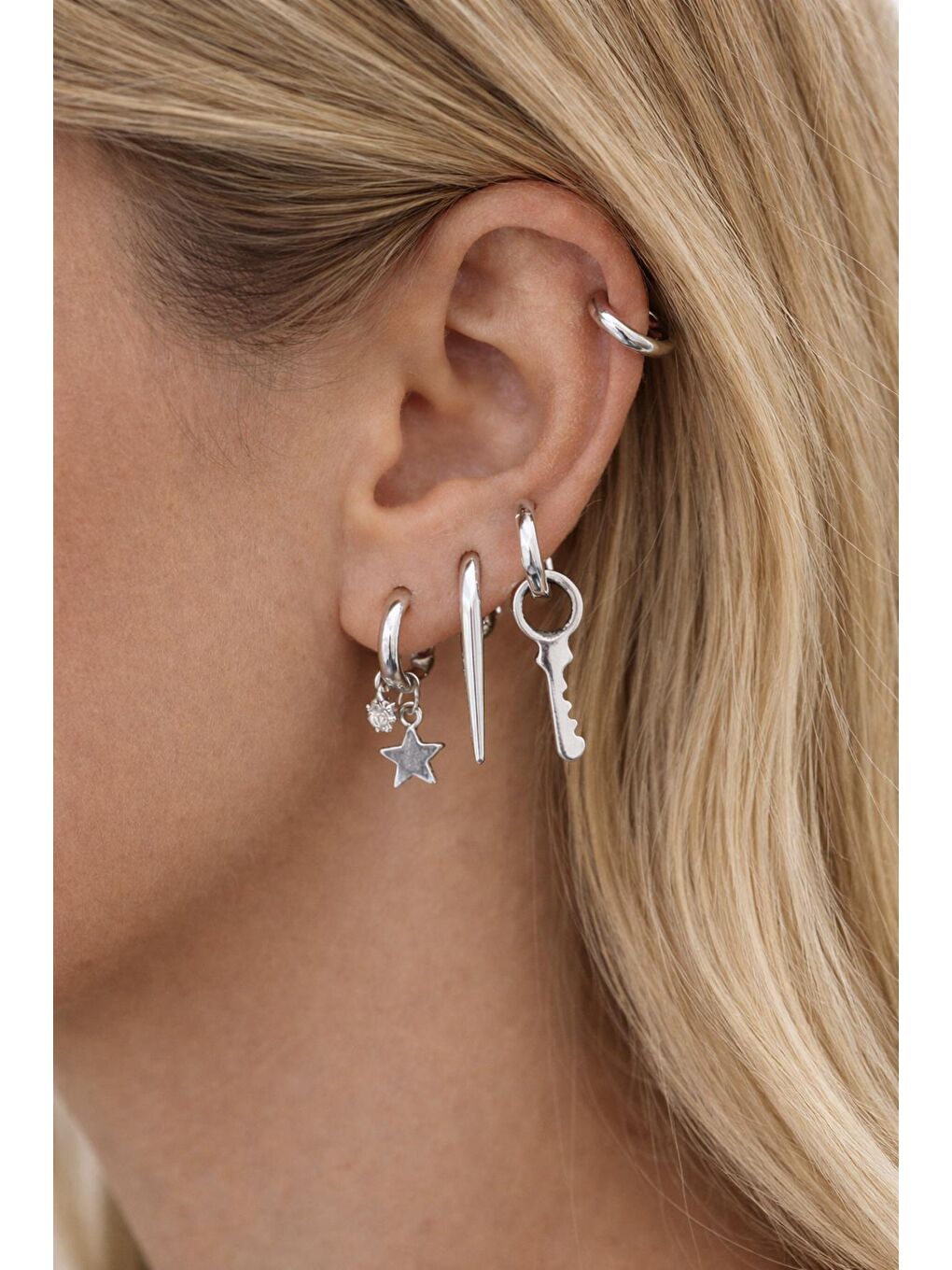 Gri Çelik 6'lı Anime Küpe-3