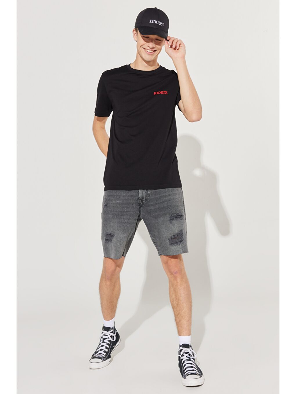 Regular Fit Normal Kesim %100 Pamuk Bisiklet Yaka Siyah Tişört-6