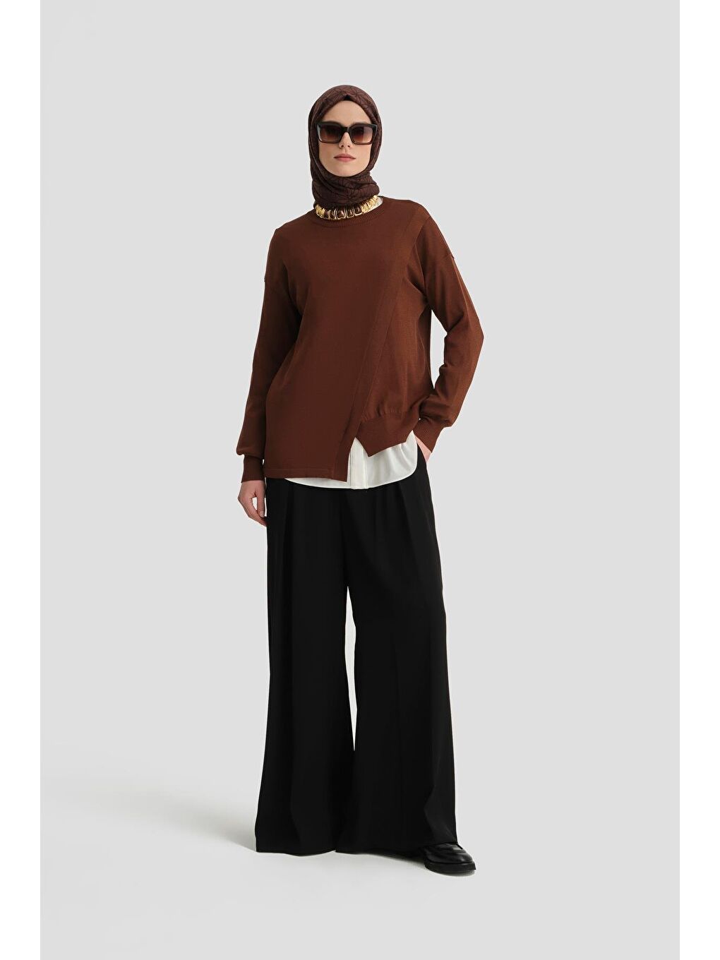 Kahverengi Aller Detaylı Triko Kazak 24Kd2005 Kızıl Kahve