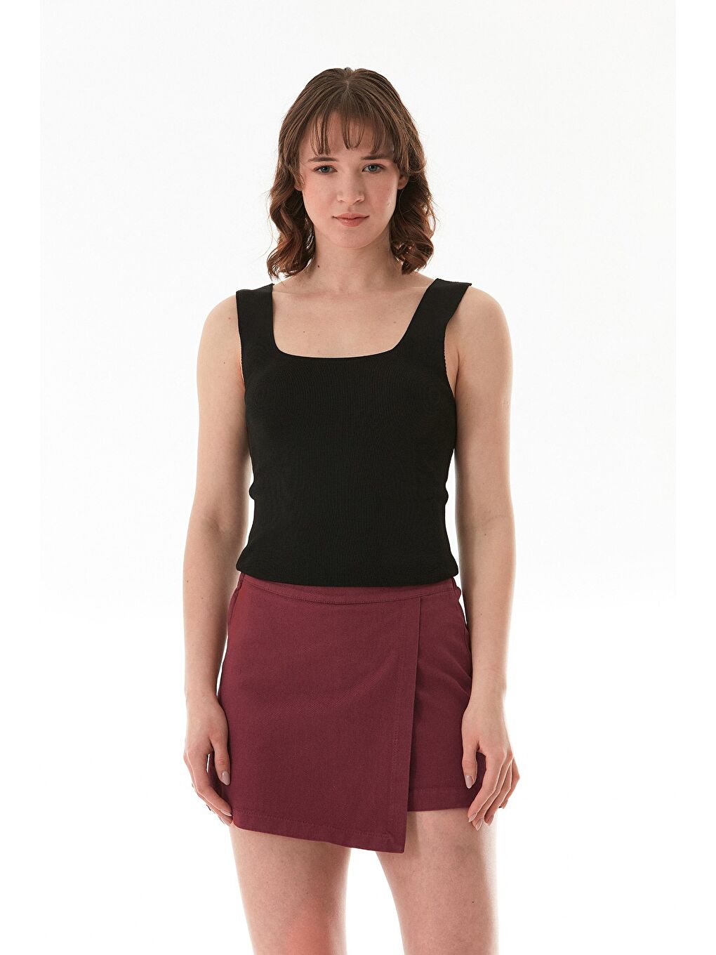 Siyah Basic Kare Yaka Triko Bluz