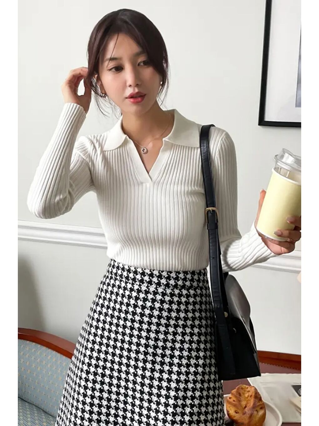 Beyaz Kadın Fitilli Polo Yaka Triko Kazak-1