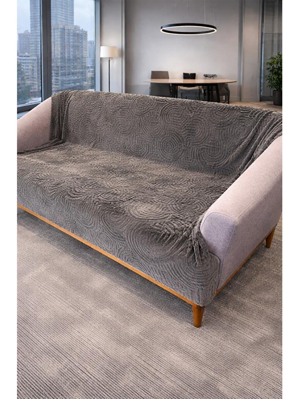 Çeyiz Diyarı Geometrik Tavşan Tüyü Kaymaz Tabanlı Koltuk Örtüsü 170x215 Cm Antrasit