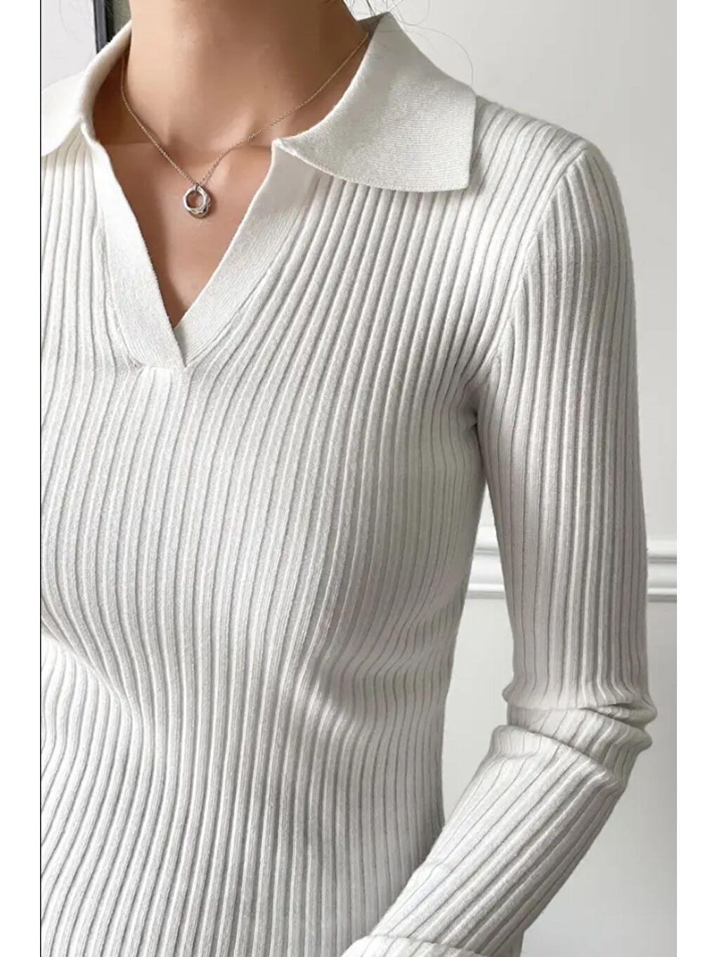 Beyaz Kadın Fitilli Polo Yaka Triko Kazak-3