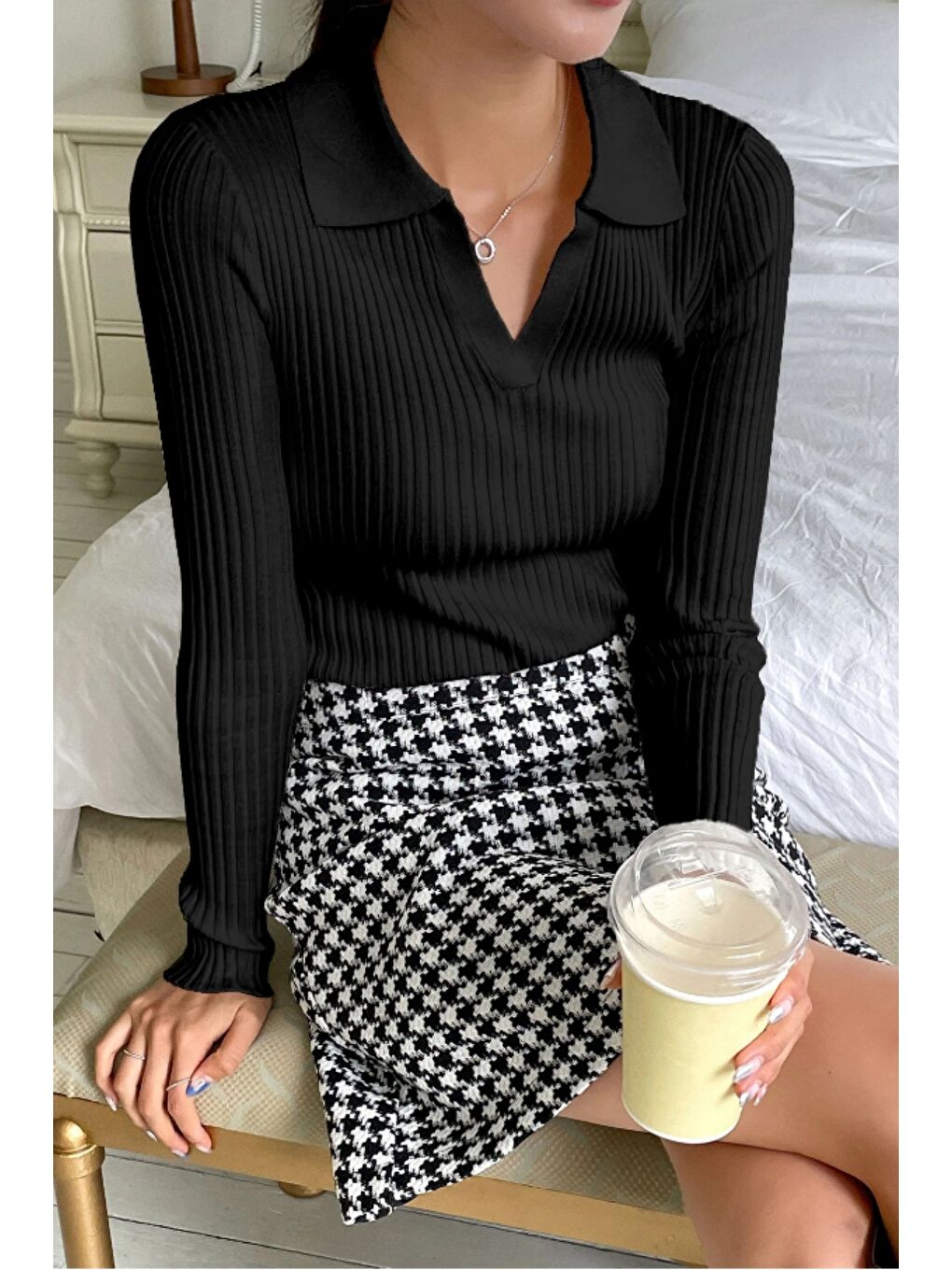 Siyah Kadın Fitilli Polo Yaka Triko Kazak