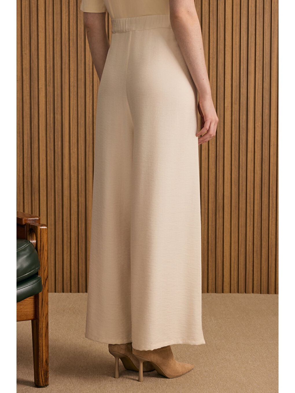 Bej Taş Beli Lastikli Viscon Pantolon Etek-5
