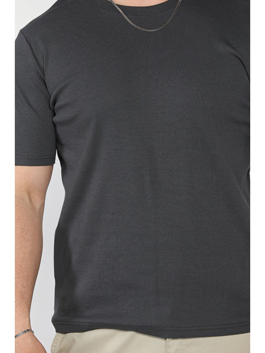 Gri Erkek Bisiklet Yaka Tişört-3