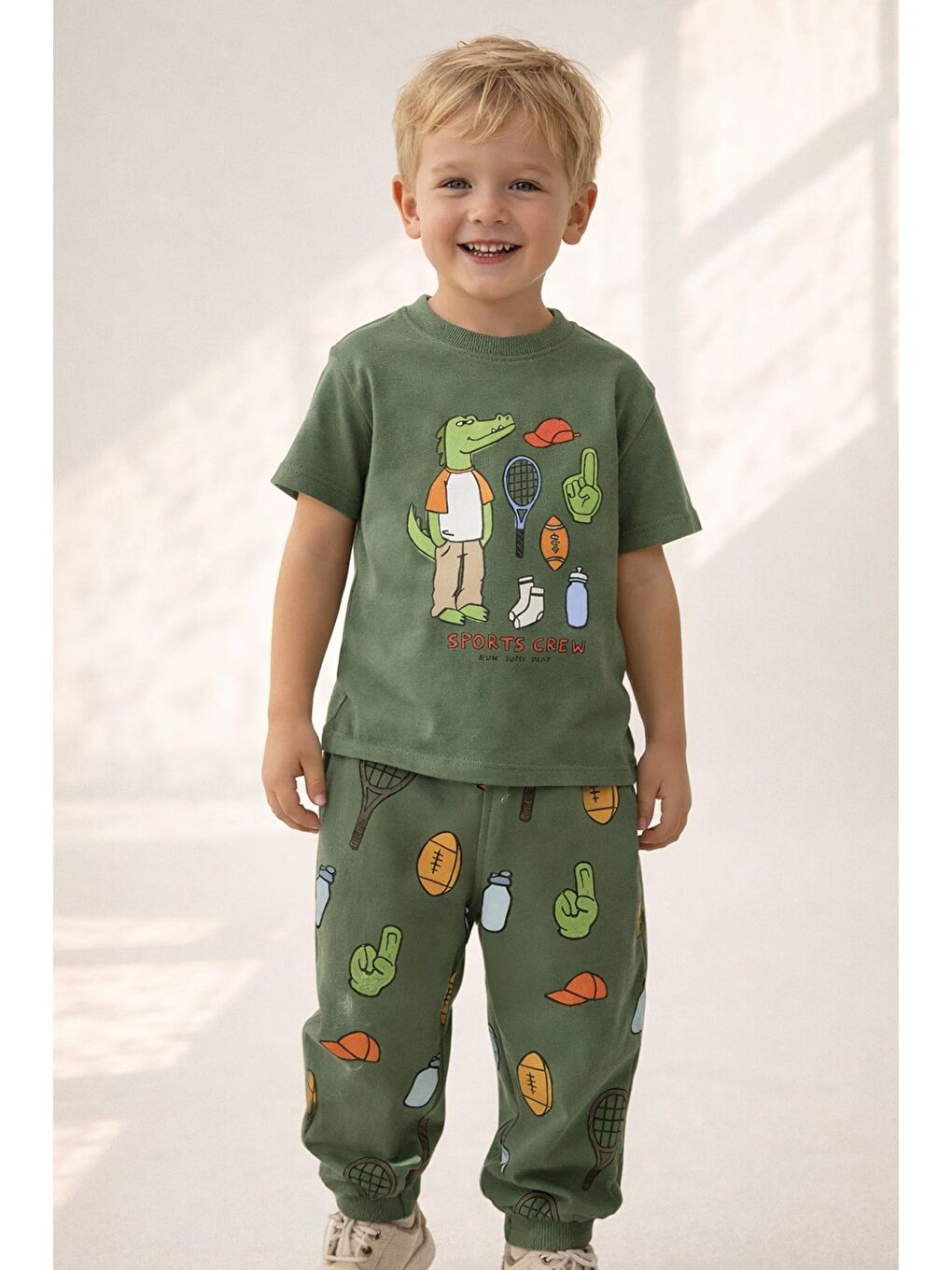 Erkek Çocuk Pamuklu Yeşil Timsah Baskılı T-Shirt Ve Baskılı Eşofman Altı 2'Li Takım