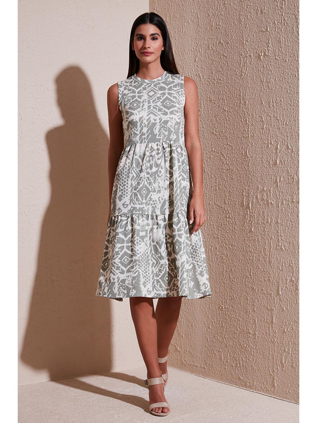 Yeşil Desenli Regular Fit Kolsuz Elbise 5865731