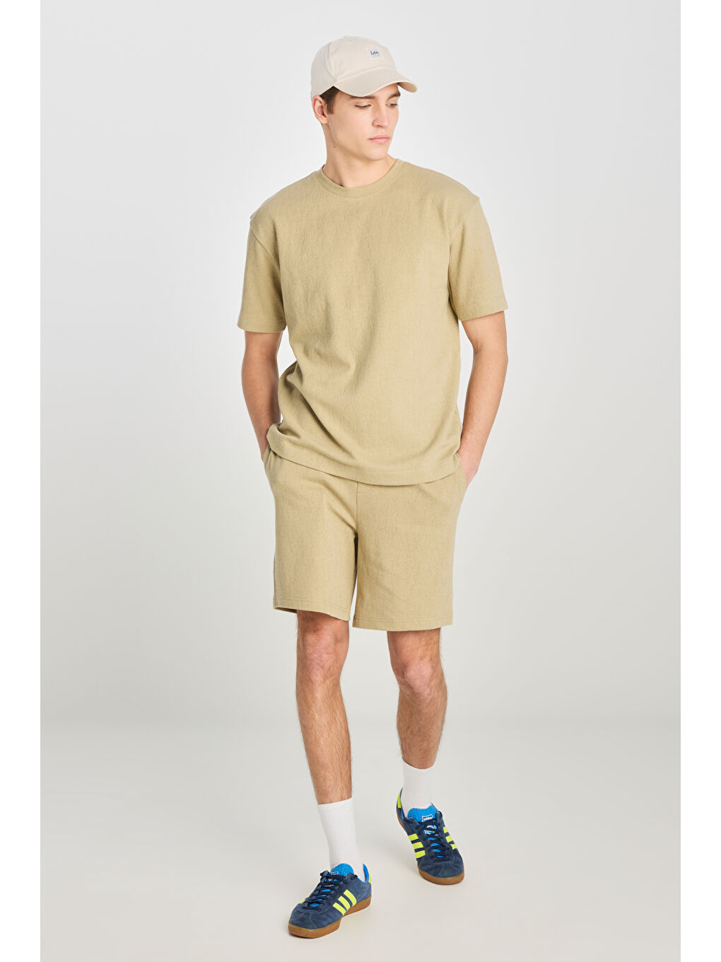 Relaxed Fit Geniş Kesim Normal Bel Pamuklu Açık Yeşil Sweatşort