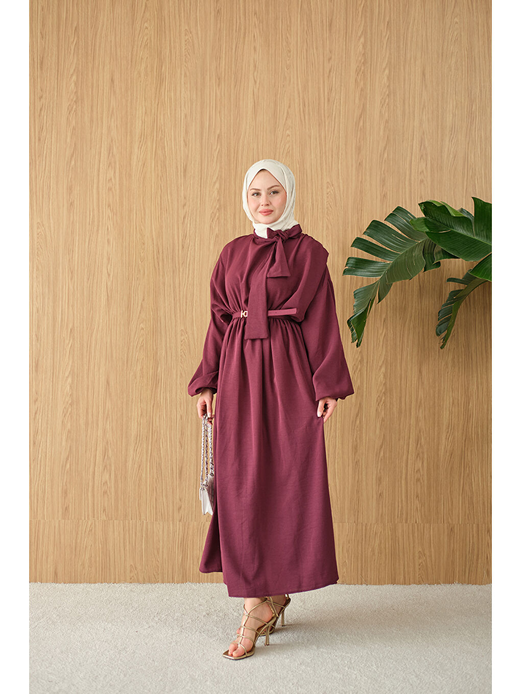 Kadın Boyun Bağlamalı Kemerli Elbise Mürdüm-1