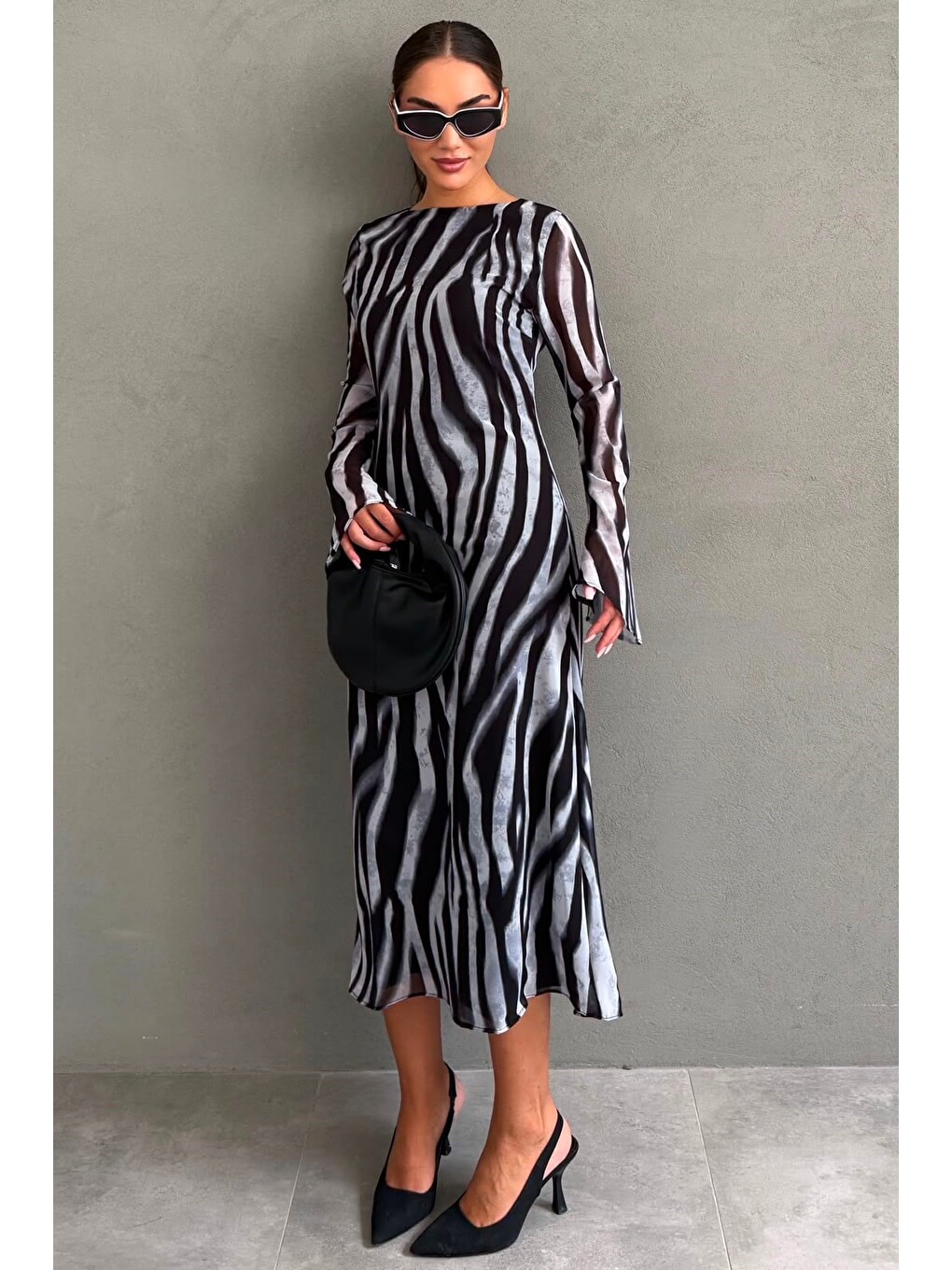 Gri Zebra Desenli Şifon Midi Elbise Mg2854-3