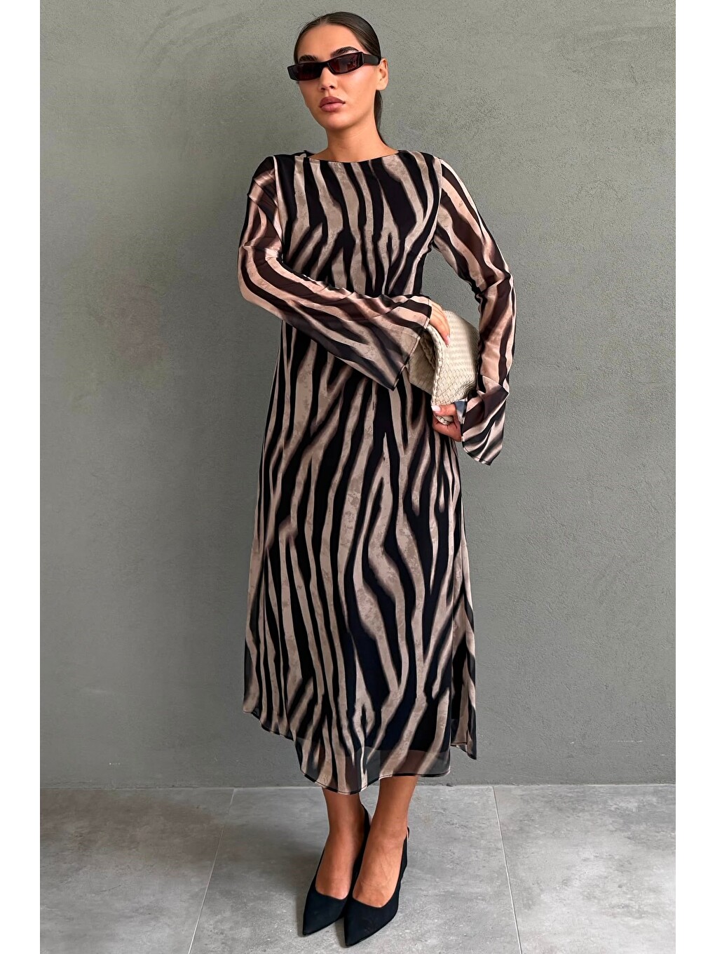 Bej Zebra Desenli Şifon Midi Elbise Mg2854-2