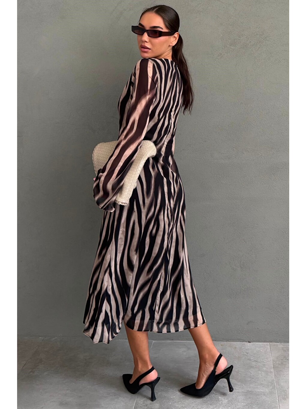 Bej Zebra Desenli Şifon Midi Elbise Mg2854-3