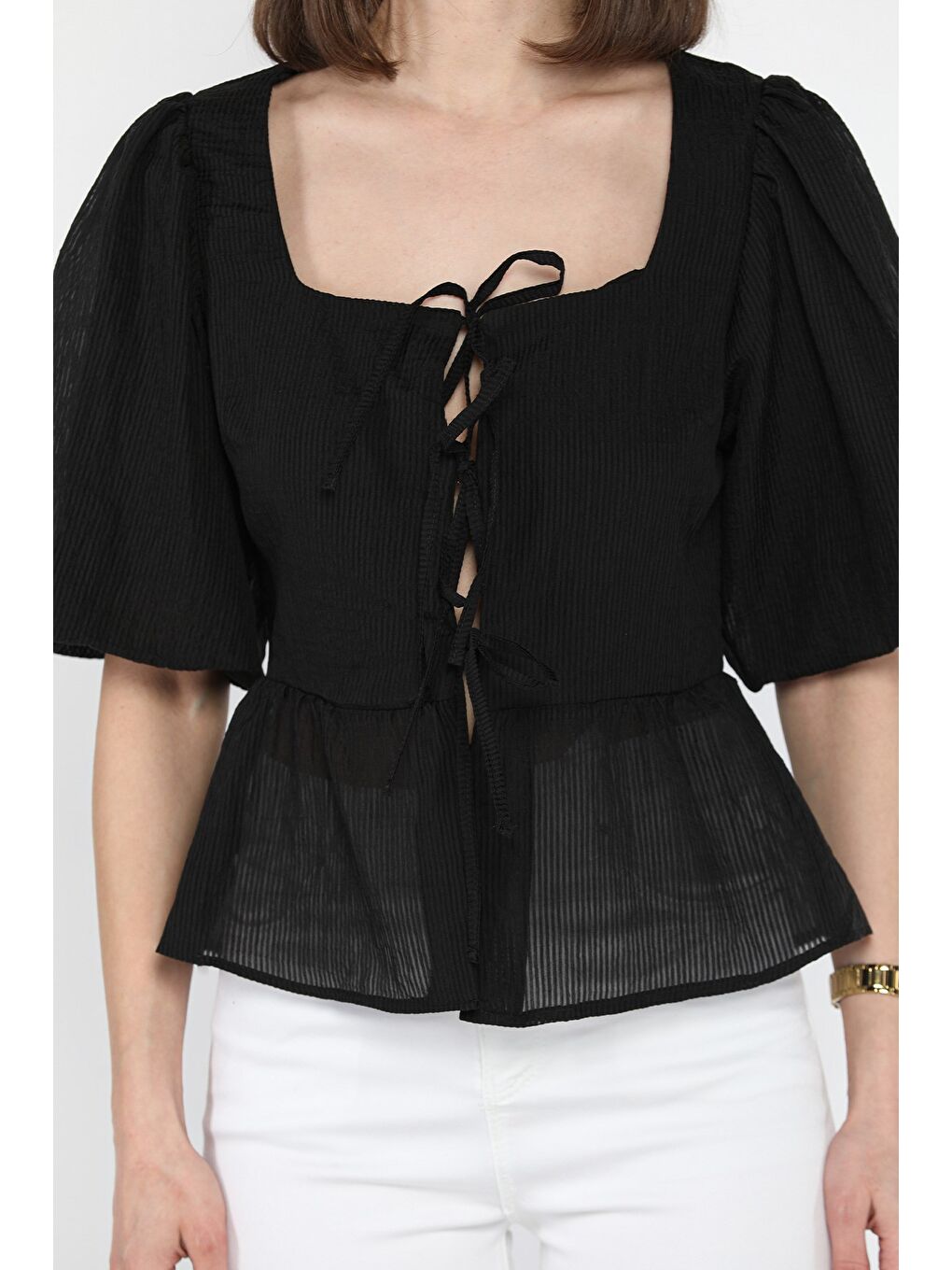 Siyah Kare Yaka Ön Bağlamalı Kadın Bluz-3