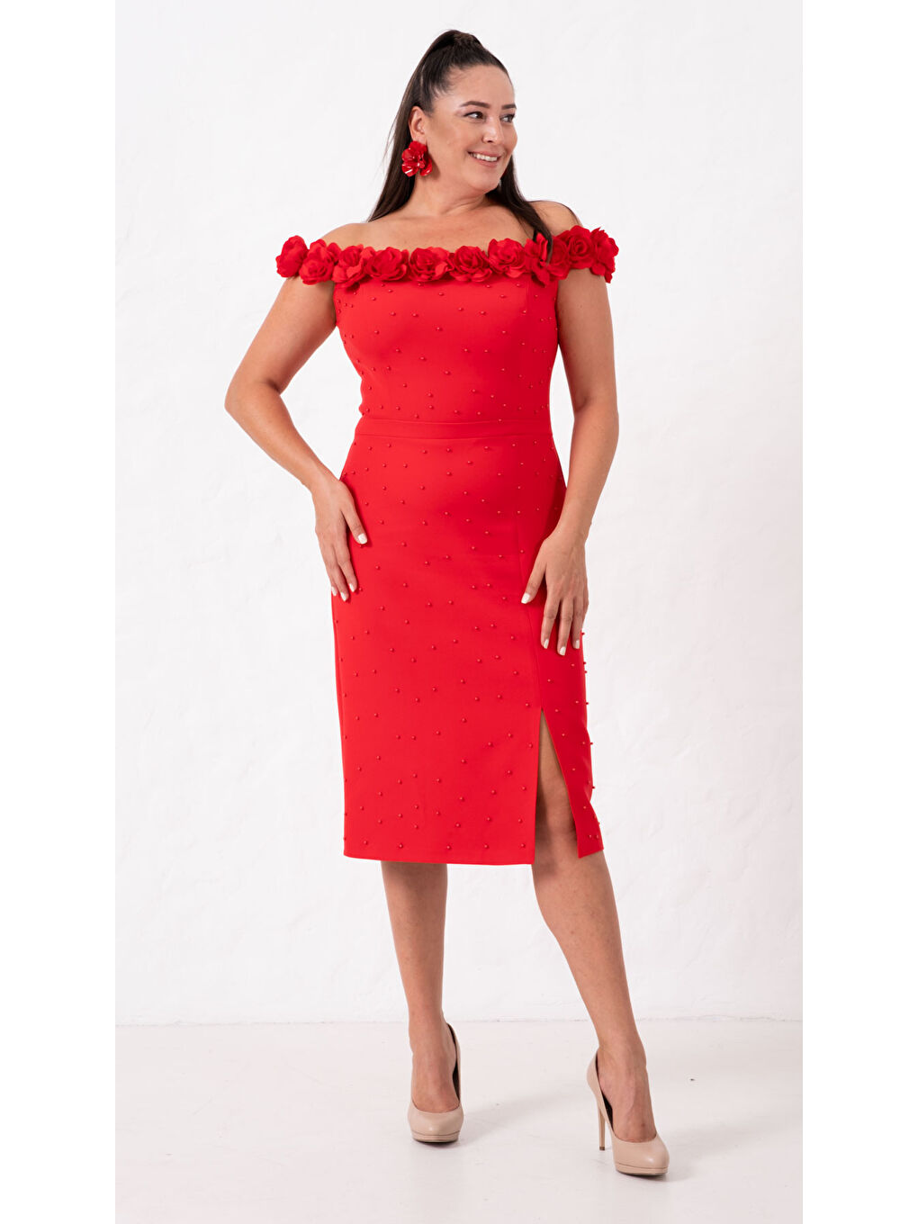 Kadın Kırmızı Yakası Çiçekli İncili Söz Nişan Nikah Abiye Elbise