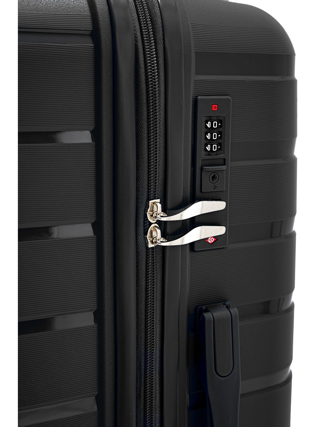 Siyah İthal Pp Titan Orta Boy Valiz-2