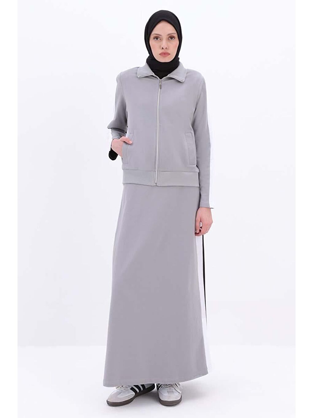 Gri-Siyah-Pamuklu Garnili Etekli Takım-1