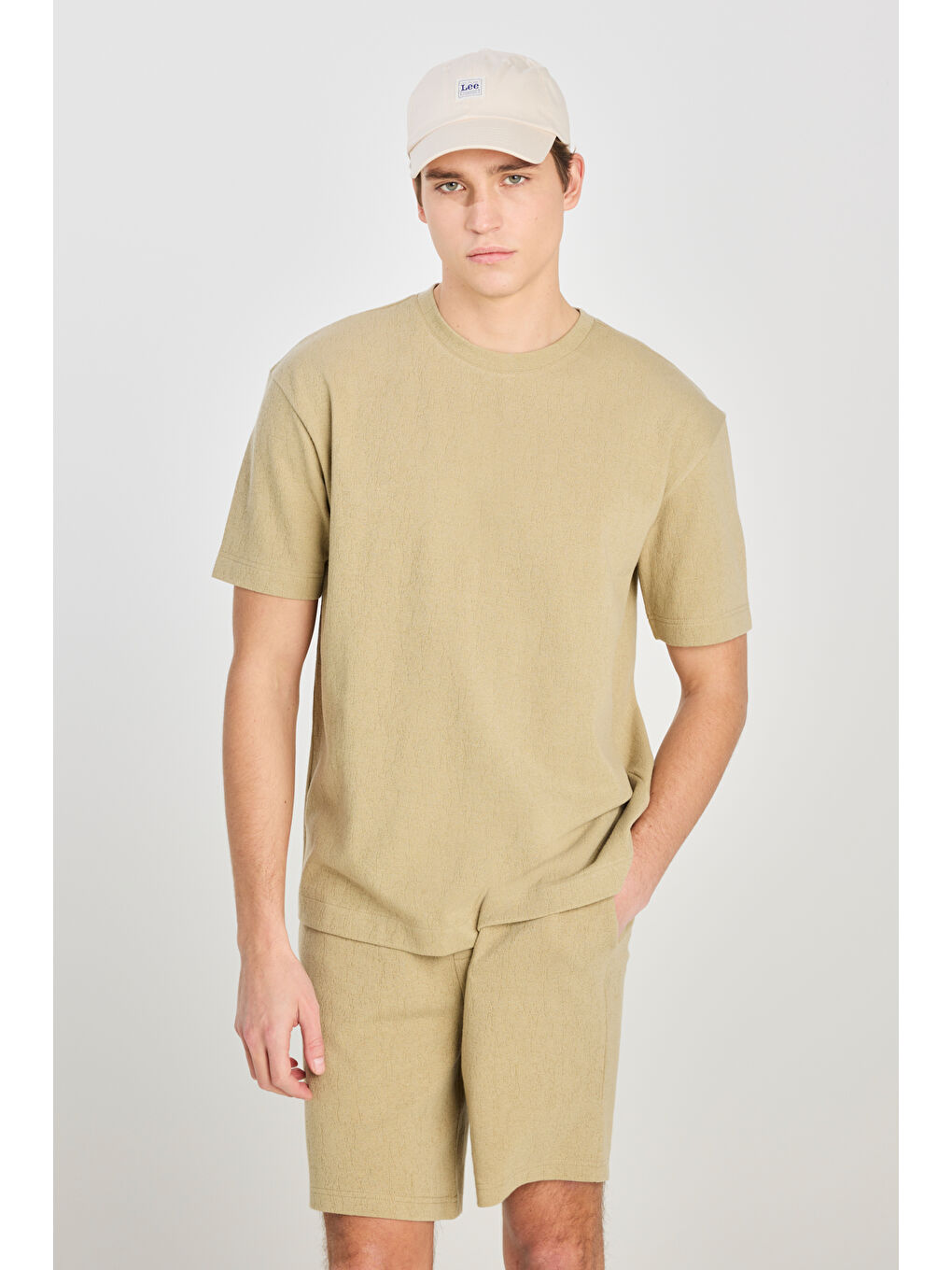 Relaxed Fit Geniş Kesim Bisiklet Yaka Pamuklu Açık Yeşil Tişört